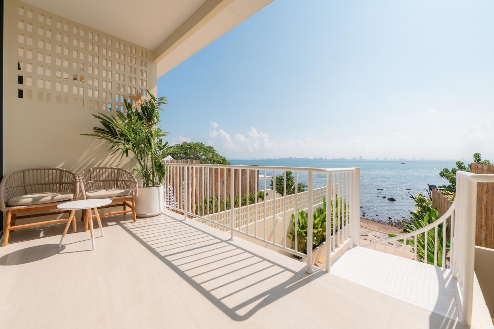 Rocco Villa Ko Lan Exterior foto